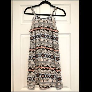 Dress, white with patterns